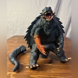 8” Tall 1999 PLASMA FIST Variant GAMERA 3 Vinyl Figure SOFUBI SOFVI